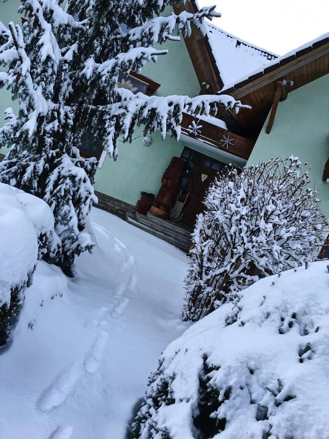 Villa Capri Vysoke Tatry Ngoại thất bức ảnh